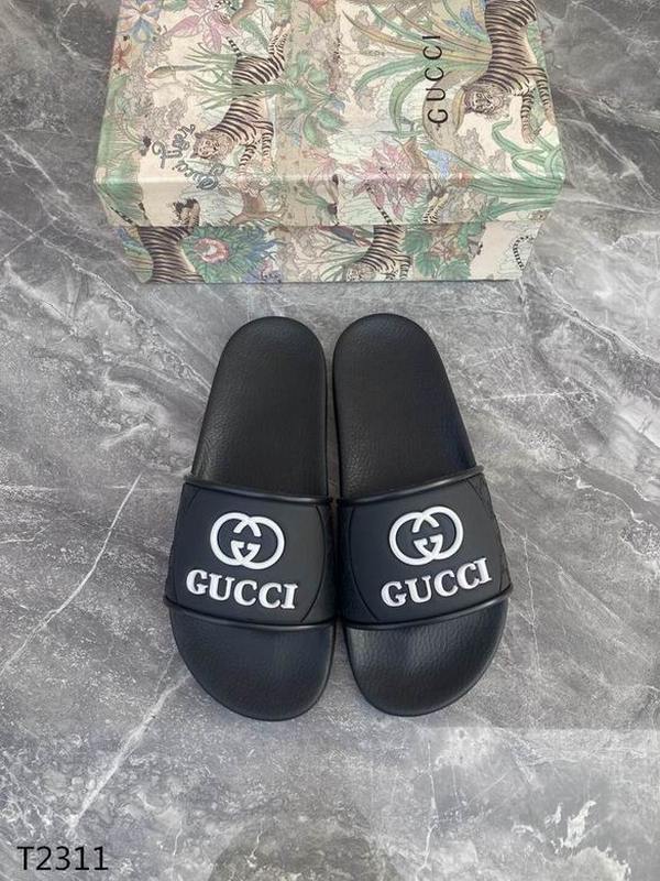 Gucci Men's Slippers 19